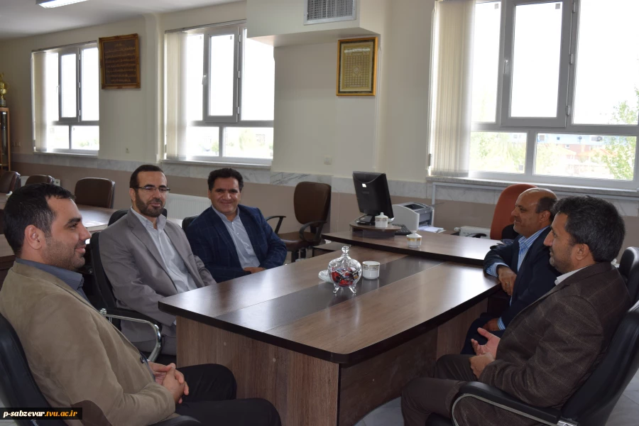 بازدید نماینده منتخب سبزوار دردهمین دوره انتخابات مجلس شورای اسلامی ازآموزشکده پسران امام خمینی (ره ) سبزوار