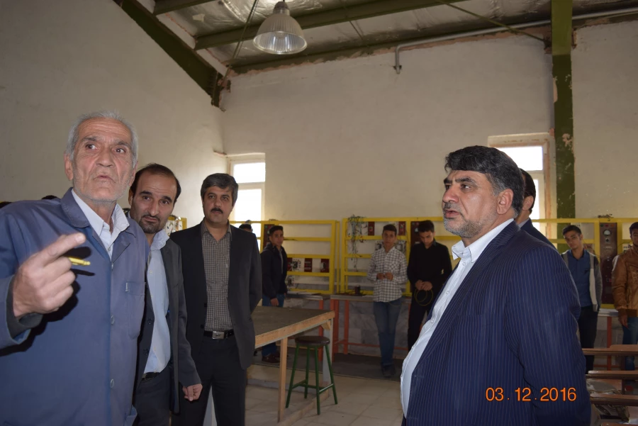 بازدید نماینده مردم سبزواردرمجلس شورای اسلامی ازدانشکده فنی وحرفه ای امام خمینی(ره )