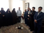 دیدار ریاست و همکاران دانشکده های فنی سبزوار با خانواده 
معزز شهید مدافع حرم مهدی موحدنیا در روز جانباز