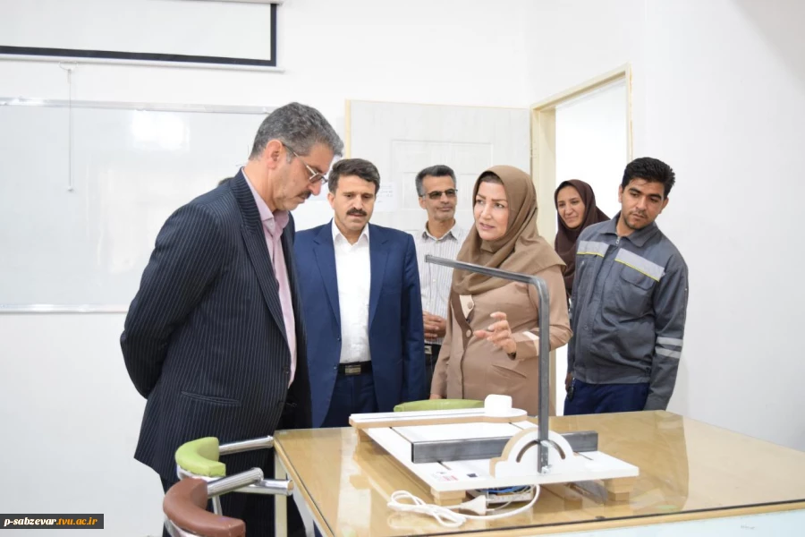 بازدید معاونت محترم اداری ،مالی و مدیریت منابع انسانی دانشگاه فنی و حرفه ای از آموزشکده های فنی سبزوار