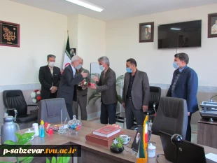  برگزاری مراسم تجلیل از بازنشستگان دانشکده های فنی و حرفه ای سبزوار 

 7
