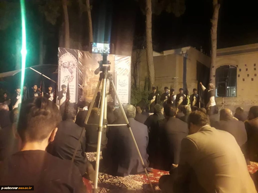 حضور ریاست محترم دانشکده های فنی و حرفه ای سبزوار به همراه معاونت محترم فرهنگی و دانشجویی و رییس محترم اداره حراست در مراسم بزرگداشت هفته دولت در محل فرمانداری شهرستان سبزوار در قاب تصویر  4