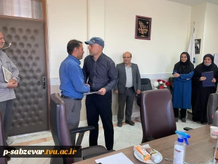 برگزاری جلسه تکریم و تجلیل از کارکنان نمونه دانشکده های فنی و حرفه ای سبزوار  6