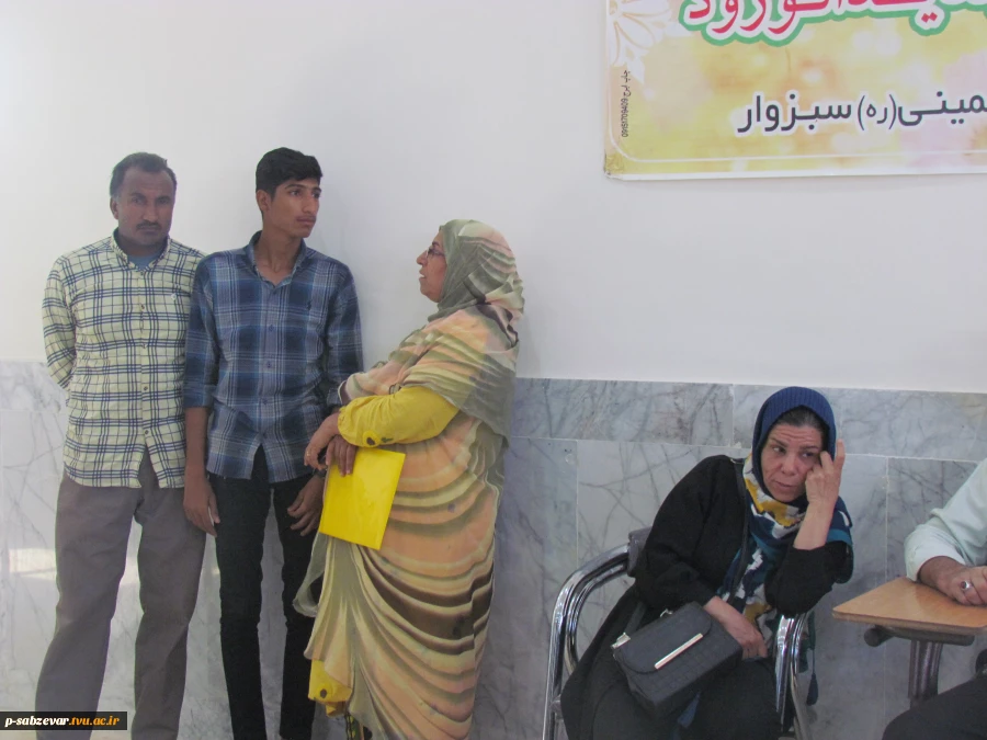 گزارش تصویری از حضور دانشجویان جدیدالورود 5