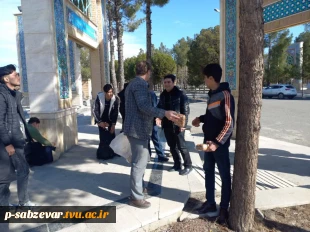 مراسم معنوی بدرقه و اعزام دانشجویان به اردوی راهیان نور برگزار شد
 6