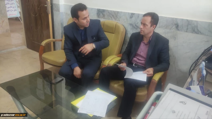 بازدید نماینده نظارت، ارزیابی و تضمین کیفیت دانشگاه فنی و حرفه ای از حوزه برگزاری امتحانات حضوری دانشکده های فنی و حرفه ای سبزوار

 2