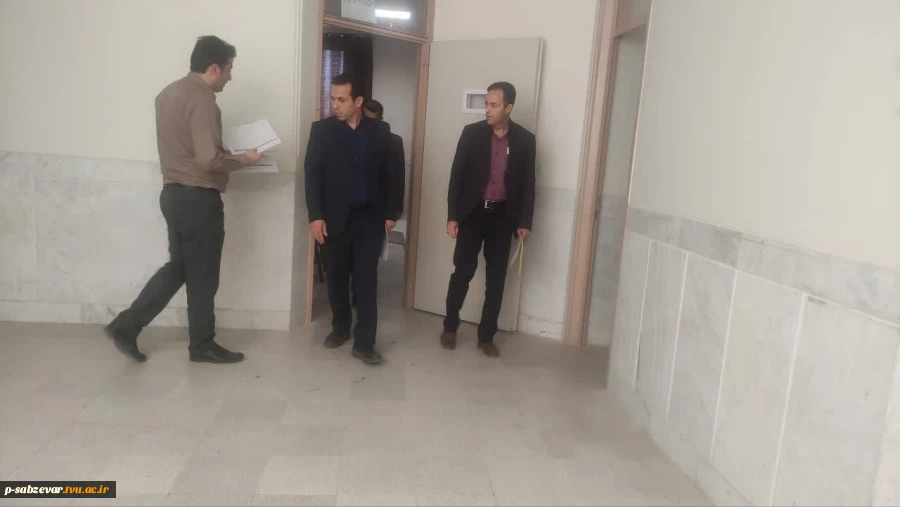 بازدید نماینده نظارت، ارزیابی و تضمین کیفیت دانشگاه فنی و حرفه ای از حوزه برگزاری امتحانات حضوری دانشکده های فنی و حرفه ای سبزوار

 5