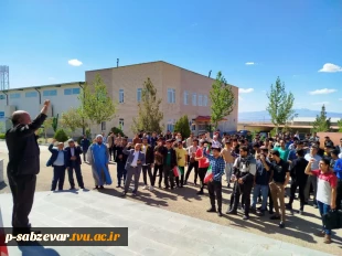 برگزاری تجمع کارکنان ، اساتید و دانشجویان آموزشکده فنی پسران سبزوار در حمایت از دانشجویان و اساتید آزادی خواه آمریکا 3